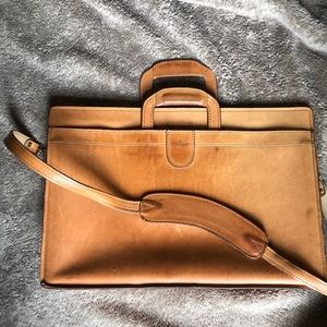 Vintage Hartmann like New leather portfolio